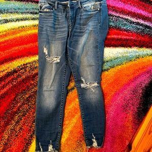 Judy Blue women’s distressed skinny jeans size 15 EUC